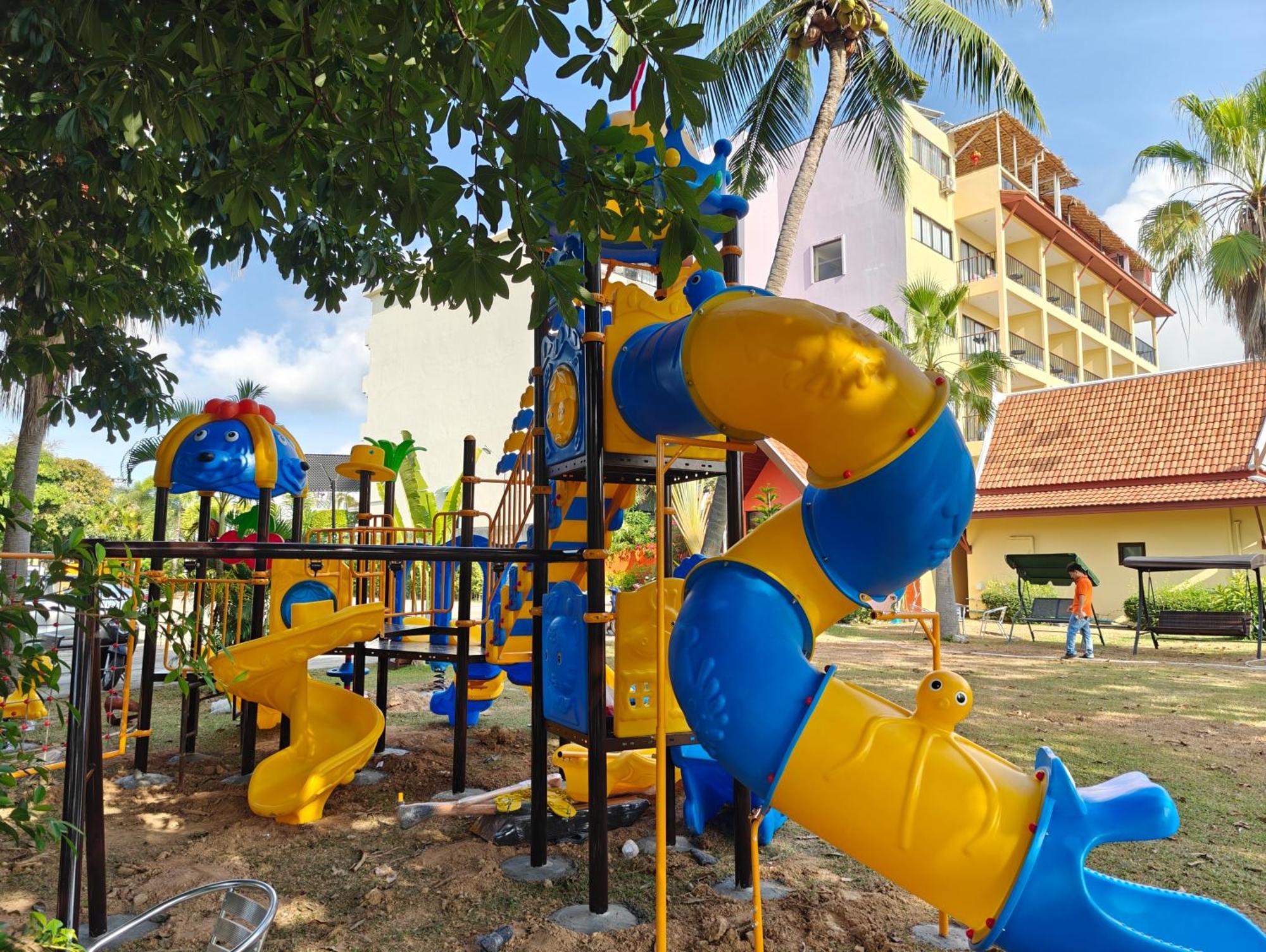 Phuket Kana International Hotel普吉岛卡娜国际酒店 Rawai Exterior photo