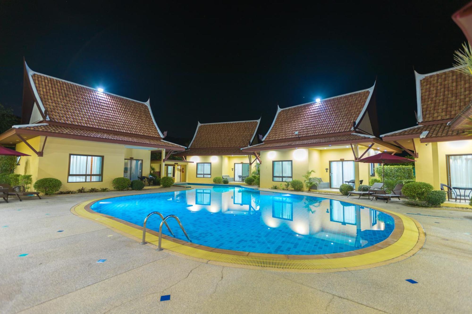 Phuket Kana International Hotel普吉岛卡娜国际酒店 Rawai Exterior photo